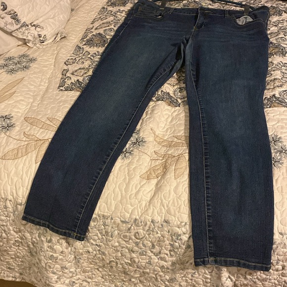 Torrid Jeans - Picture 2 of 7